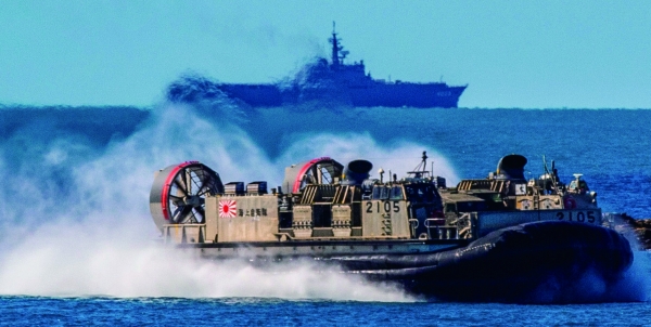 미·호주 연합훈련인 2019 탈리즈만 세이버 훈련에 참가한 일본 해상자위대 공기부양정