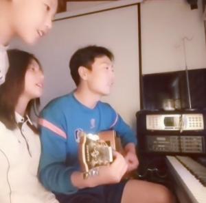 송종국, 기타치며 두 자녀와 함께 노래하며 소통