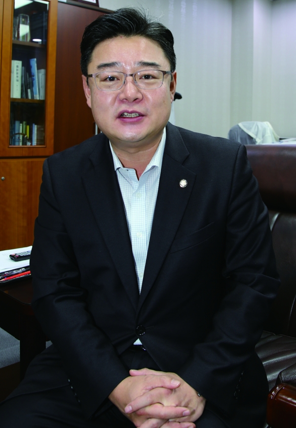 김성원  자유한국당 국회의원