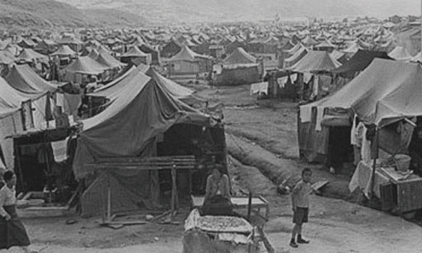 1970년대 성남시. 서울 판자집 철거민을 강제 이주시킨 광주대단지, 지금의 성남이다. 이들에게 주어진 것은 군용 텐트뿐이었다.
