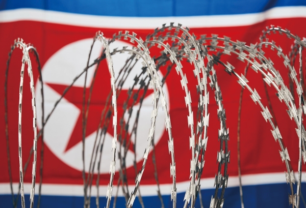코로나19로 북중 국경까지 폐쇄한 북한은 2000년 이후 최악의 경제상황에 직면해 있다.