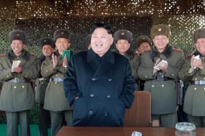 ‘남한 혁명정권 수립 기회’ 북한은 지금 신이 났다