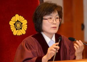 애총협 “박근혜는 ‘무죄’, 헌재 판결 수용 불가”